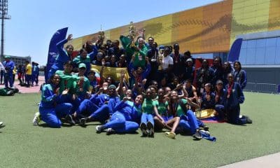 Na imagem, o time de atletismo do Brasil sub-20 que volta de Lima vitorioso.