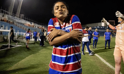 Com direito a cavada no pênalti decisivo, Balbino garantiu o título do Fortaleza (Foto: João Moura/FEC)