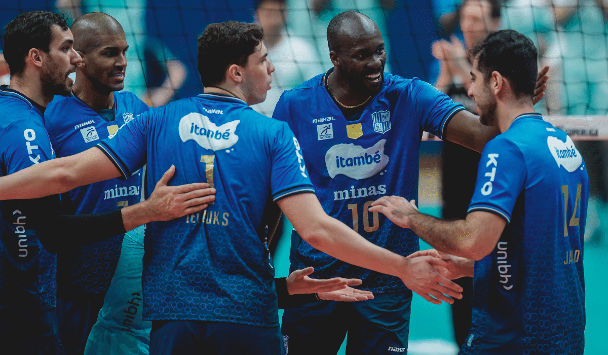 Itambé Minas venceu a primeira partida e deixou a lanterna da Superliga