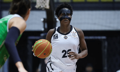 Thayna Silva comandou o Corinthians na vitória fora de casa pela primeira partida da semifinal do Paulista (Foto: Beto Miller/SCCP)