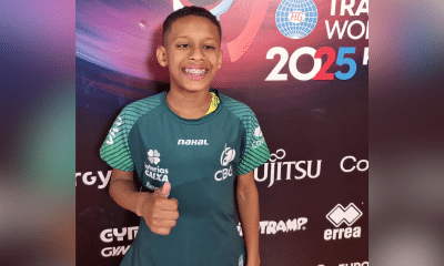 Artur Cardoso no Mundial Júnior de ginástica de trampolim