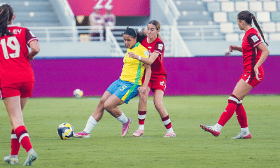 Andreyna no jogo Brasil x Canadá na Copa do Mundo sub-17 de futebol feminino