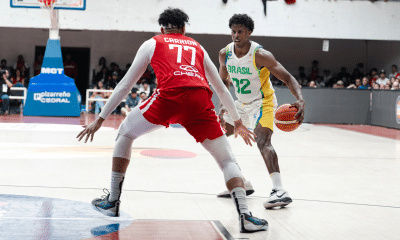 Brasil x Chile nas Eliminatórias da Copa do Mundo de basquete - Georginho de Paula conduz a bola