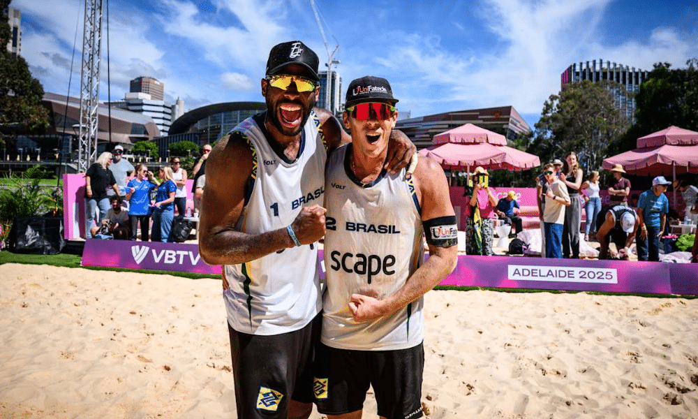 Evandro e Arthur Lanci Mundial de Vôlei de Praia adversários brasileiros mata-mata oitavas de final Brasil