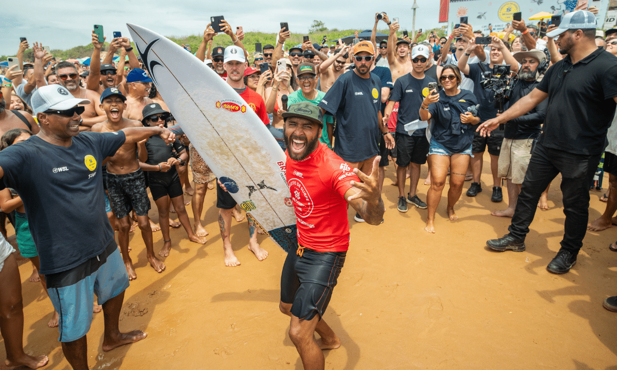 Jadson André comemora título no QS 4000 Guarapari
