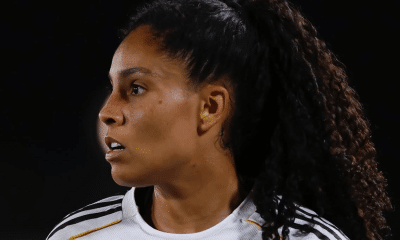 Yasmin com a camisa do Real Madrid