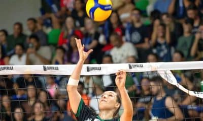 Na imagem, Ana Paula, levantadora do Brasília, que foi a melhor da partida contra o Paulistano/ Barueri.