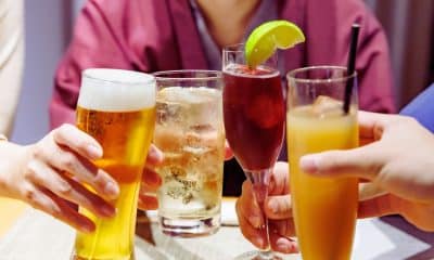 Como equilibrar bebidas alcoólicas e bem-estar nas festas de fim de ano