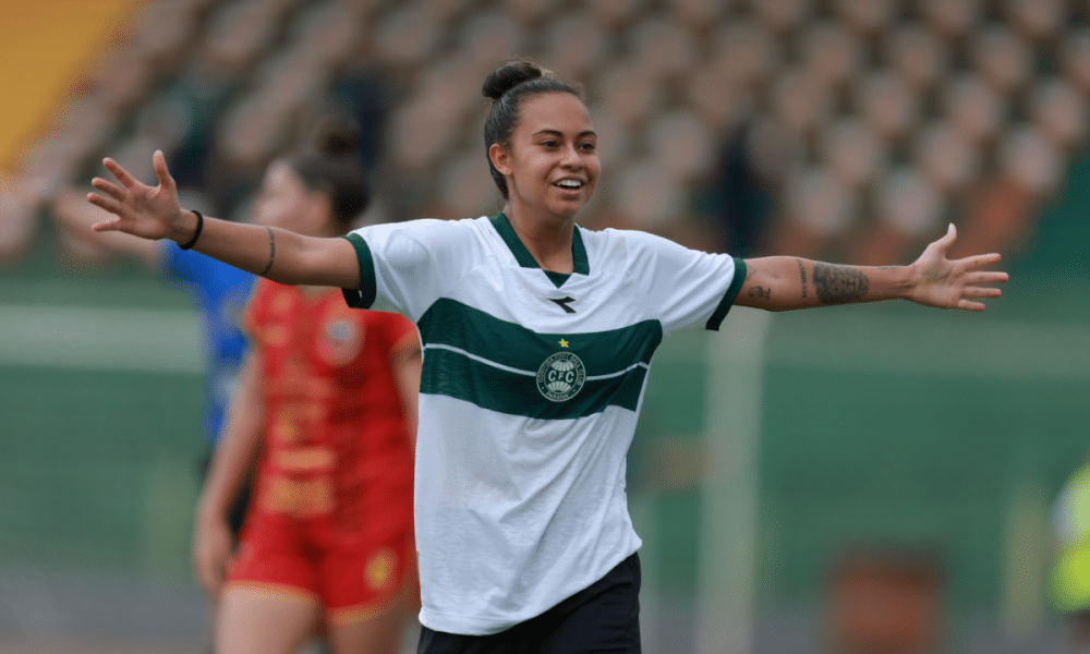Coritiba vence o Toledo e abre vantagem na final do Paranaense Feminino