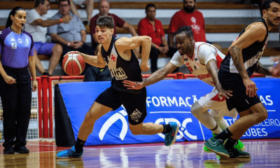 O armador Alê foi um dos destaques na primeira vitória do Vasco no NBB (Foto: Marcello Zambrana/Foto Atleta)