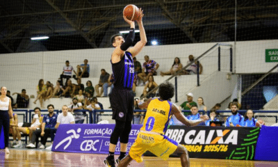 Pinheiros manteve liderança do NBB com vitória fora de casa contra Fortaleza (Foto: Carlos Rosewelt/Fortaleza)