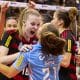 Na imagem, jogadoras do Flamengo vibrando e mostrando como foi dura a partida contra Renasce Sorocaba.