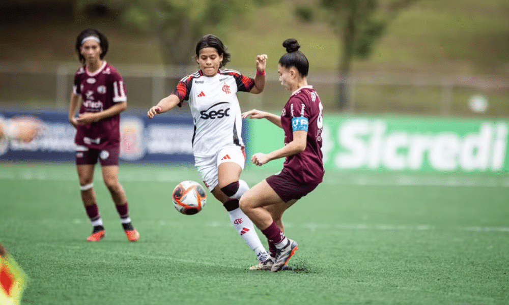 Lance de Flamengo x Ferroviária nas quartas de final da Copinha Feminina — Foto: Jhony Inácio/Ag. Paulistão