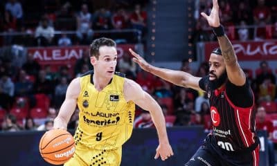 Na imagem, Marcelinho Huertas conduzindo o ataque do Tenerife.