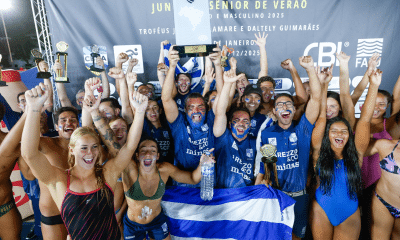Equipe minatenista celebra título em equipe