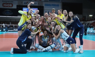 Ana Cristina Fenerbahçe Vôlei Feminino volta retorno lesão