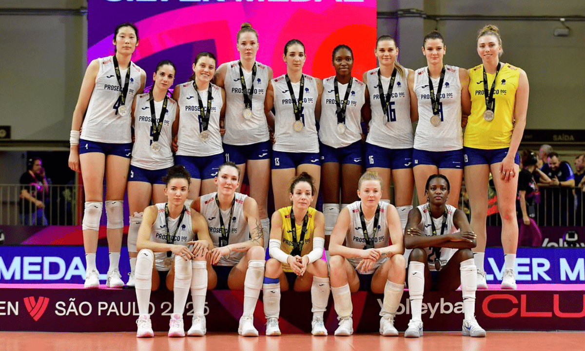 Imoco Conegliano leva a prata no Mundial de clubes de volei feminino