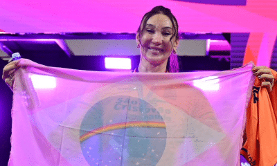 Tifanny no Mundial de Clubes de vôlei feminino com o time de Osasco