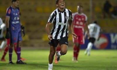 Na imagem, Riquelme, que marcou o primeiro gol do Atlético-MG na estreia da Copinha.