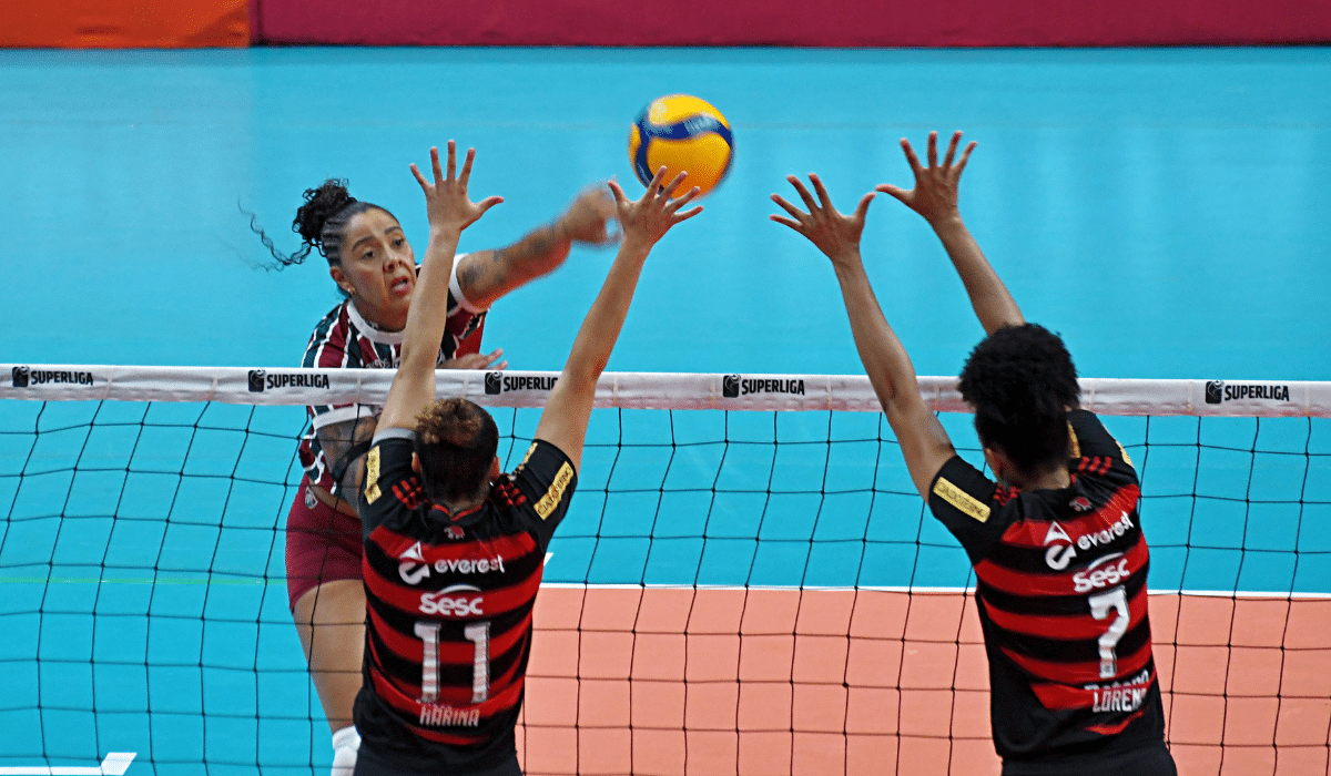 Ariane conduziu o Fluminense ao triunfo diante do Sesc Flamengo pela Superliga (Foto: Mailson Santana/FFC)