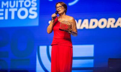 Gianetti Sena Bonfim conquistou o prêmio na categoria Treinador Destaque de 2025 (Foto: Gustavo Alves/CBAt))