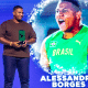 Alessandro Borges conquistou o troféu de Melhor do Ano entre os jovens no masculino (Foto: Gustavo Alves/CBAt))