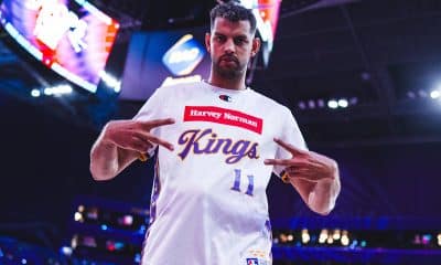 Na imagem, Tim Soares mostrando confiança antes de mais uma partida com o Sydney Kings.