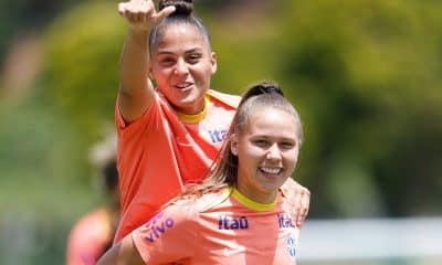 Na imagem, jogadoras da Seleção Brasileira na preparação para o Sul-americano Sub-20.