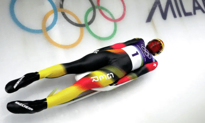 Max Langenhan desce a pista durante um treino do luge individual masculino nos Jogos Olímpicos de Inverno de 2026, em Cortina d’Ampezzo, na Itália