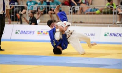 Na imagem, momento dos combates finais do Troféu Brasil Cadete e Júnior de judô.