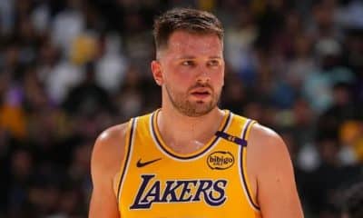 Luka Doncic se machuca em jogo do Lakers e vai ter que passar por ressonância magnética