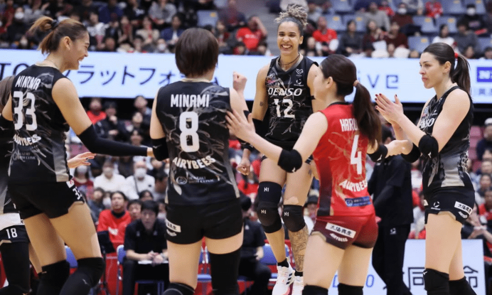 Rosamaria e Sabrina comandam vitória do Denso na liga japonesa