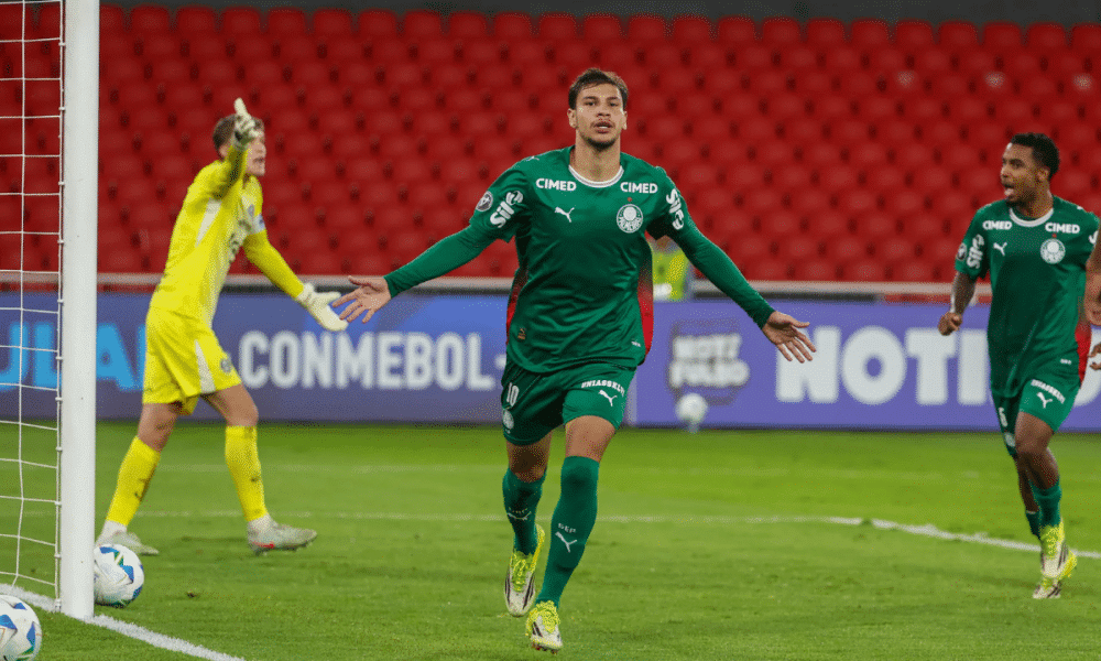 Com gol de Erick Belé, Palmeiras fica perto da semi na Libertadores Sub-20