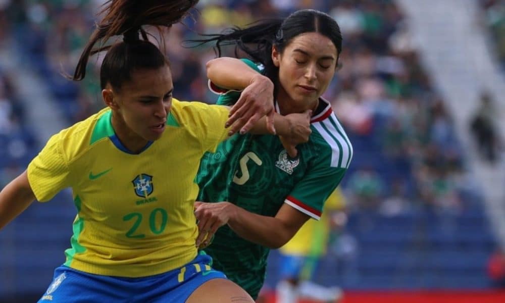 Seleção feminina de futebol, Brasil, México