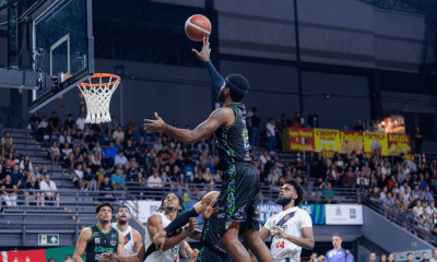 União Corinthians e Mogi evencem e seguem na briga por vagas nos playoffs do NBB, vasco