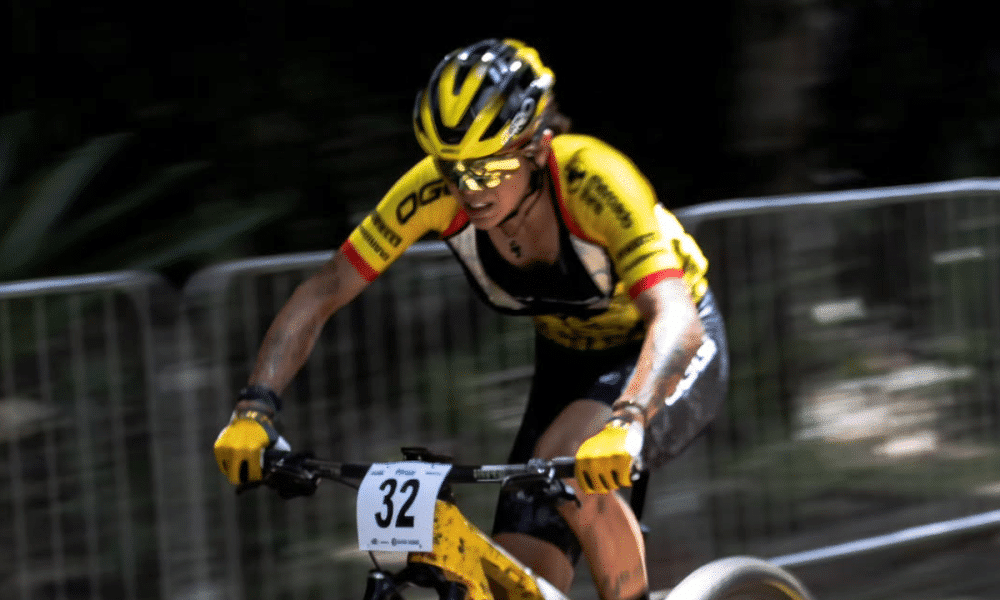 Ulan Galinski e Raiza Goulão vencem XCO da Continental Series no Rio