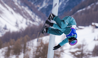 Pat Burgener na Copa do Mundo de snowboard halfpipe