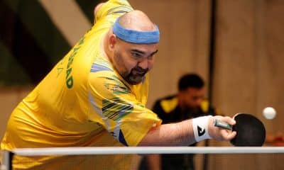 Na imagem, Claudio Massad, da classe 10, foi um dos atletas do Brasil que tiveram duas vitórias e avançaram de fase.