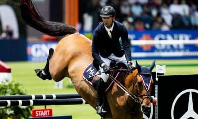 Eduardo Pereira de Menezes em prova de hipismo saltos no méxico