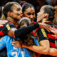 Simone Lee lidera o Sesc Flamengo em vitória que garantiu a vaga na semifinal da Superliga (Foto: Rafael Arantes/Sesc Flamengo)