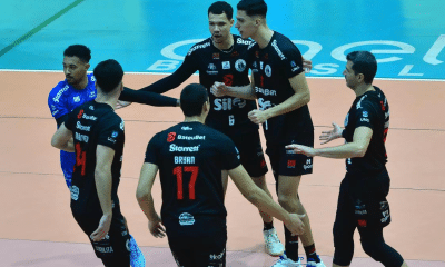 Guarulhos venceu o Praia por 3 a 2 e forçou o terceiro jogo pelas quartas de final da Superliga (Foto: Mauro Horita/Guarulhos)