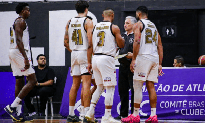 Botafogo venceu nos tribunais e confirmou vaga nos playoffs do NBB (Foto: Wallace Lima/BFR)