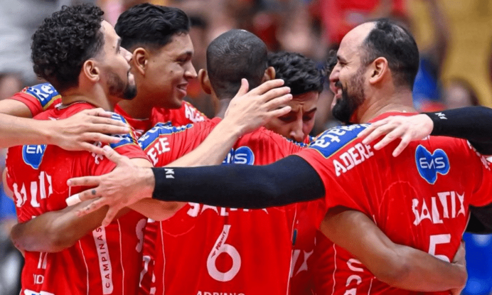 O time de Campinas abriu vantagem na semifinal diante do Praia Clube pela Superliga (Foto: Pedro Teixeira/Vôlei Renata)