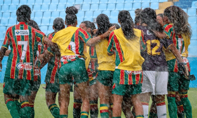 Sampaio Corrêa vence Portuguesa-AP sob chuva e avança na Copa do Brasil Feminina