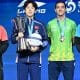 Hugo Calderano no pódio da Copa do Mundo com a medalha de bronze (ITTF)