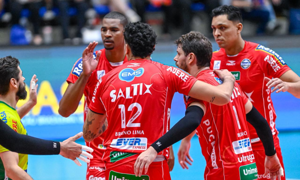 Matheus Pinta celebra vitória e aniversário com Troféu Viva Vôlei