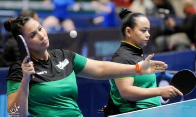 Na imagem, Thaís Severo e Marliane Santos, uma das duplas do Brasil que ficou com o ouro em casa.