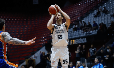 Elinho no jogo entre Corinthians e Unifacisa nos playoffs do NBB