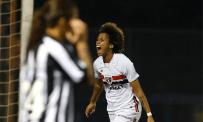 Brasileirão Feminino São Paulo bate Santos por 3 a 0