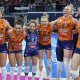 Gabi e colegas do Imoco Conegliano nas finais da Champions League de vôlei feminino